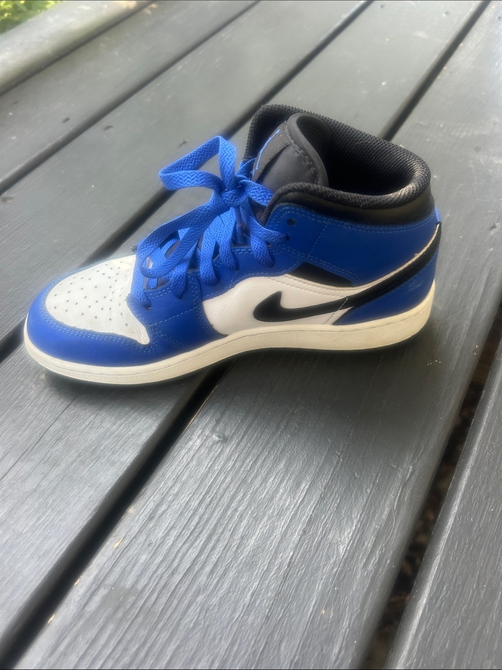 Boys’ Air Jordan 1 Mid ‘Game Royal’